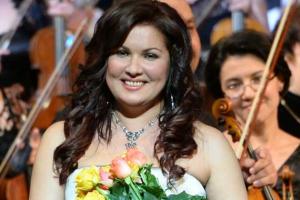 Оперная дива Анна Нетребко заметно похудела после свадьбы