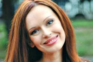 Актриса Ирина Безрукова примерила свадебное платье