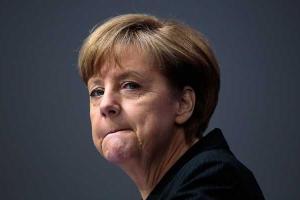 Над Ангелой Меркель нависла угроза: против канцлера ФРГ подали иск в конституционный суд