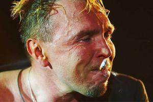 Директор Гарика Сукачева обвинил журналистов в распространении ложной информации о музыканте