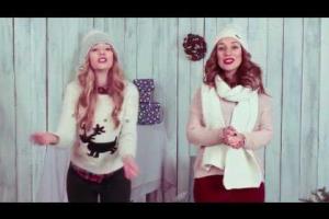 В Сеть попало видео, на котором украинские девушки исполнили колядки на языке жестов 