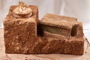 Археологи обнаружили на Крите уникальные скульптуры богов Аполлона и Артемиды