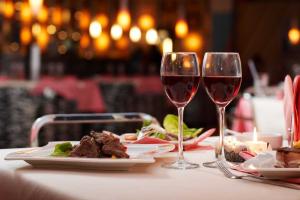 Жуткая смерть: лифт-убийца оторвал голову работнице ресторана в Подмосковье