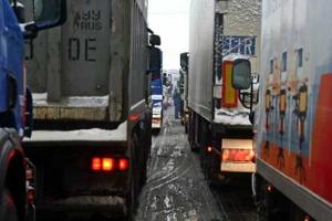 Из России в Украину отправлена первая партия украинских фур