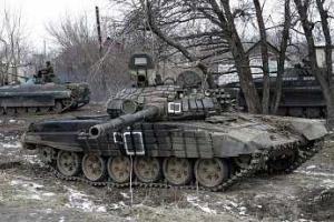 С территории РФ эшелонами перебрасывается на Донбасс тяжелое вооружение и ГСМ - ГУР