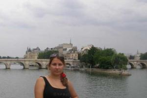 Жительница Полтавы попала в Книгу Рекордов Украины, "сверкнув" самым большим размером груди