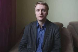 Российский художник сбежал из страны и получил политическое убежище в Украине