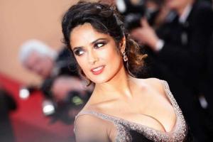 Актриса Сальма Хайек получила травму головы на съемочной площадке новой комедии