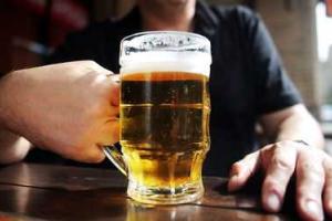 Смертельная вечеринка: в Якутии из четырех приятелей трое умерли, отравившись пивом