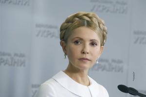 Юлия Тимошенко прокомментировала скандальные снимки объятий с соратницей Януковича 