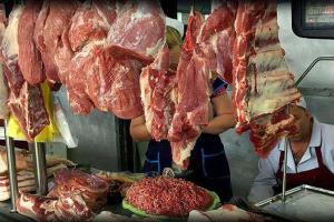 Жители Крыма признаются: стараемся есть "местное" мясо, российское - "плохо пахнет"