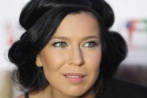 Молодая семья Елки распалась: певица ушла от мужа