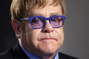 Певец Элтон Джон запретил использовать свои песни в предвыборной кампании Дональда Трампа
