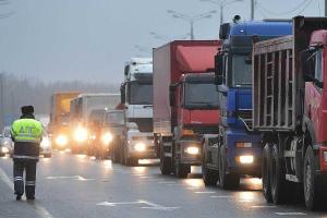 Российские дальнобойщики из 40 регионов начинают массовую забастовку