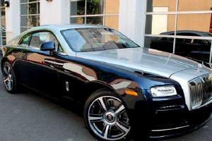 Глава "народной республики ЛНР" Плотницкий свободно разъезжает по Луганску на "отжатых" элитных авто