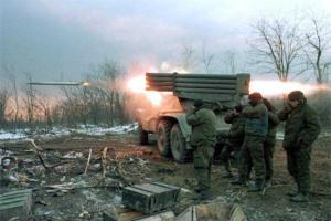 Россия перебросила на территорию "ЛНР" смертоносные "Грады", боеприпасы и топливо