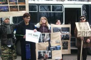 В Москве полиция задержала художников-участников антивоенной выставки "НЕ МИР"