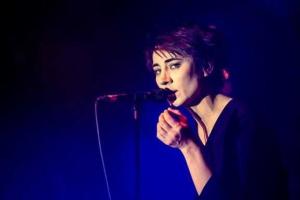 Певицу Земфиру пригласили в Крым после скандала с украинским флагом в Литве