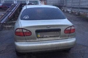 В Киеве уроженцы Донецкой области обчистили квартиру иностранного дипломата