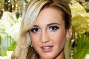 Телеведущая Ольга Бузова показала фанатам результаты тренировок в тренажерном зале