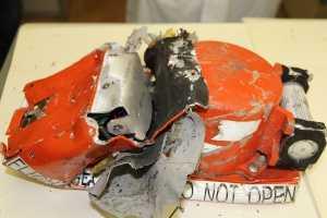 Расшифровка "черных ящиков" с потерпевшего крушение в Ростове-на-Дону "Боинга" может занять недели