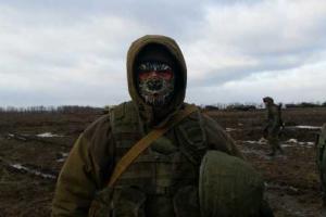 Российские военные, которых "нет" на Донбассе, постоянно "засвечивают" свои военные "командировки" в соцсетях