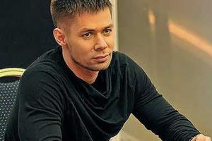 Поклонников Стаса Пьехи озадачило странное селфи певца