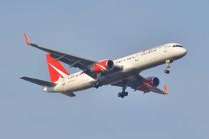 В Астрахани совершил экстренную посадку "Boeing", летевший в Москву с 224 пассажирами на борту