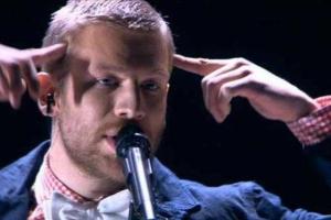 Певец Иван Дорн сорвал овации на выступлении в Москве, спев на украинском языке и передав привет Киеву