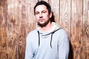 Музыкант о требовании Земфиры убрать украинский флаг: британцы или американцы убрали бы свой флаг вместе с ней