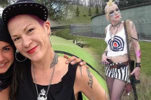 Сеть взорвали скандальные снимки родной 43-летней внучки Иосифа Сталина