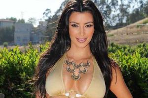 Власти Сиднея решили ликвидировать мурал с обнаженной Ким Кардашьян