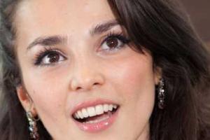 Певица Сати Казанова вышла в свет с новым спутником