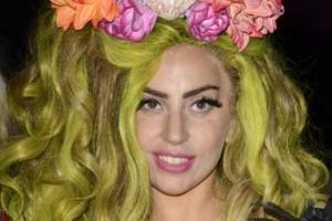 Эпатажная певица Леди Гага отметила 30-летний юбилей