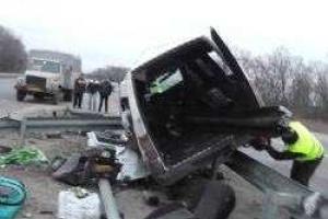 На Полтавщине в ДТП погибли два жителя Луганской области, еще четверо травмированы