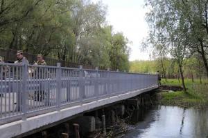 В Новоайдаре состоялось торжественное открытие восстановленного моста через реку Айдар