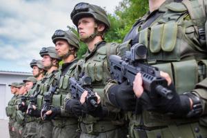 Президент поручил ввести в Одессу дополнительные силы Нацгвардии и Нацполиции