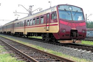 В "ДНР" запустили электропоезд "Ясиноватая-Успенская" до российской границы 