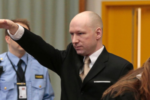 Террорист Брейвик отбывает наказание в трехкомнатной камере, выходит на прогулки и ведет переписку