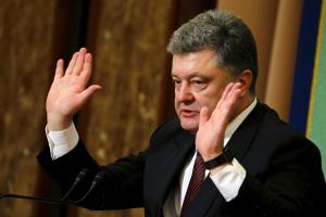 Порошенко заявил о полной передаче активов "Roshen" в доверительную собственность