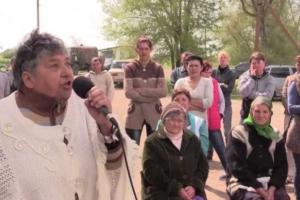 На Херсонщине местные жители требуют от властей убрать блокпосты активистов блокады Крыма 