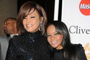 Певица Уитни Хьюстон и ее дочь Бобби Кристина Браун были убиты - СМИ