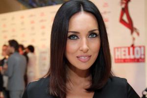 Поклонники заподозрили певицу Алсу в третьей беременности 