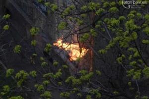 В Мариупоре от газоснабжения отключили два дома, чтобы устранить аварию: произошла утечка газа, вспыхнул огонь