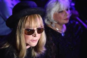 Алла Пугачева удивила поклонников новым молодежным нарядом