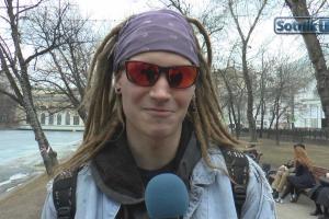 Жители Москвы честно признались: Жить стало лучше, но трудно сказать в чем...