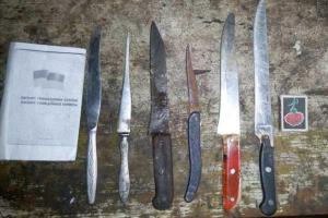 В Славянске 41-летний мужчина во время пьяной ссоры зарезал свою 77-летнюю сожительницу