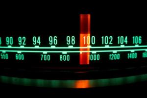 Украинские власти планируют запустить вещание четырех радиостанций для жителей Крыма