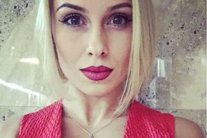 Певица Настя Кумейко шокировала жителей Болгарии, прилюдно раздеваясь в автобусе