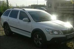 В Киеве хозяева "Skoda Scaut A5", угнанного с СТО, обещают вознаграждение за помощь в поиске авто